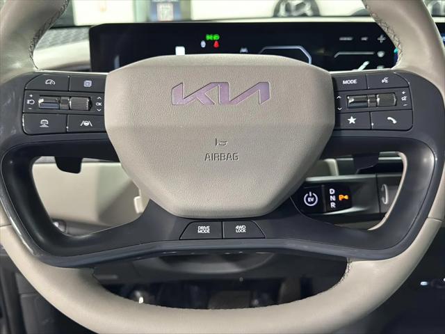 2024 Kia EV9 Land