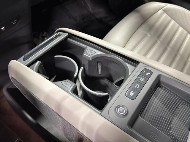2024 Kia EV9 Land