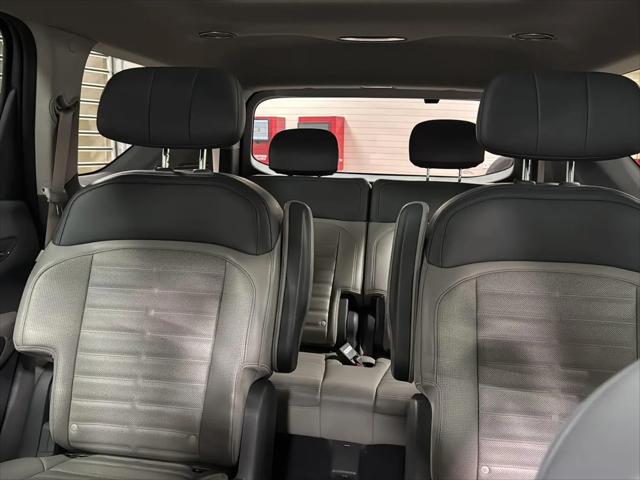 2024 Kia EV9 Land
