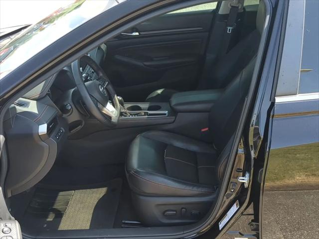 2021 Nissan Altima SR FWD