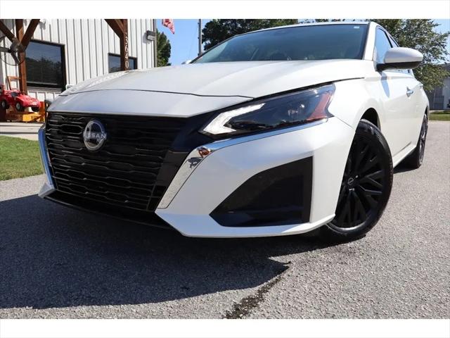 2025 Nissan Altima SV FWD