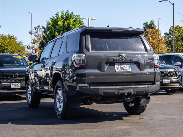 2024 Toyota 4Runner SR5
