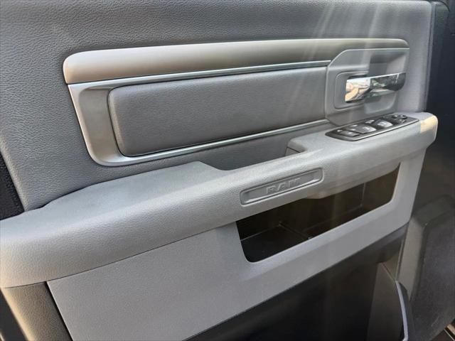 2018 Ram 1500 SLT Crew Cab 4x4 64 Box