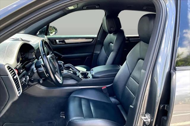 2020 Porsche Cayenne Cayenne