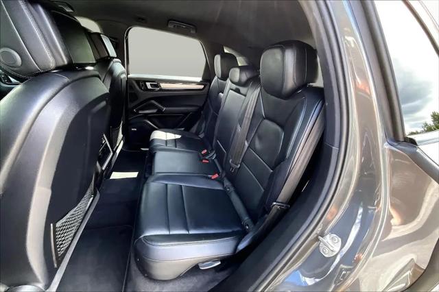 2020 Porsche Cayenne Cayenne