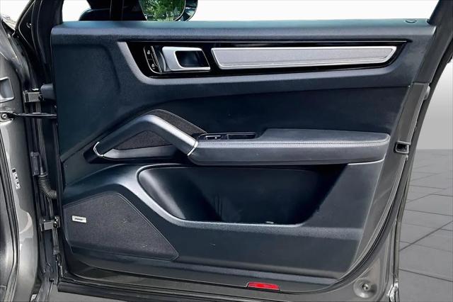 2020 Porsche Cayenne Cayenne