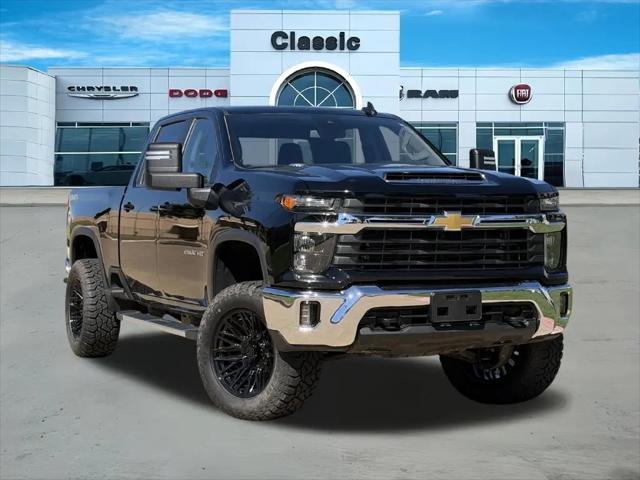 2025 Chevrolet Silverado 2500HD 4WD Crew Cab Standard Bed LT for sale in Arlington, TX