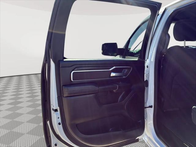 2025 Ram 1500 Big Horn Crew Cab 4x4 57 Box