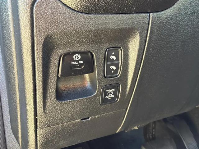 2025 Ram 1500 Big Horn Crew Cab 4x4 57 Box