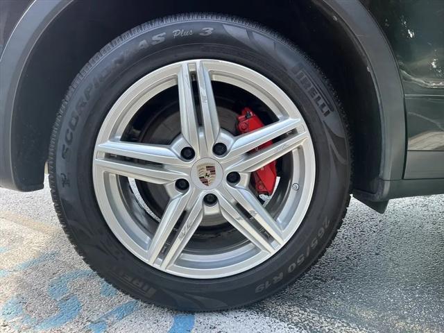 2013 Porsche Cayenne S