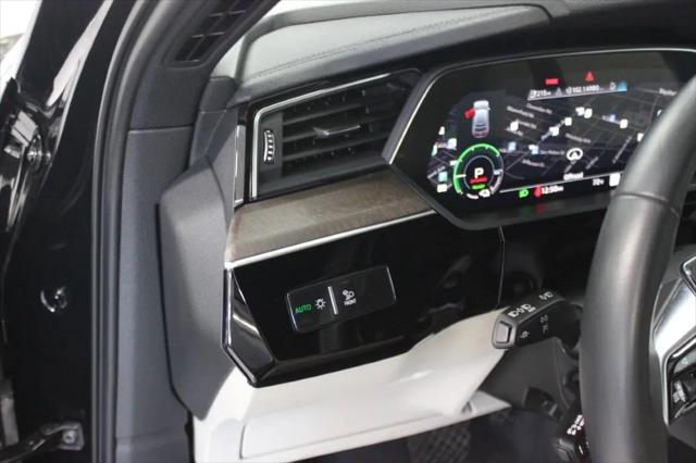 2024 Audi e-tron S line Premium Plus quattro