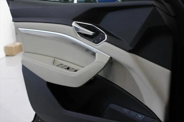 2024 Audi e-tron S line Premium Plus quattro
