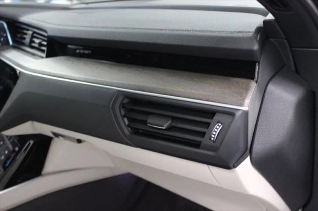 2024 Audi e-tron S line Premium Plus quattro