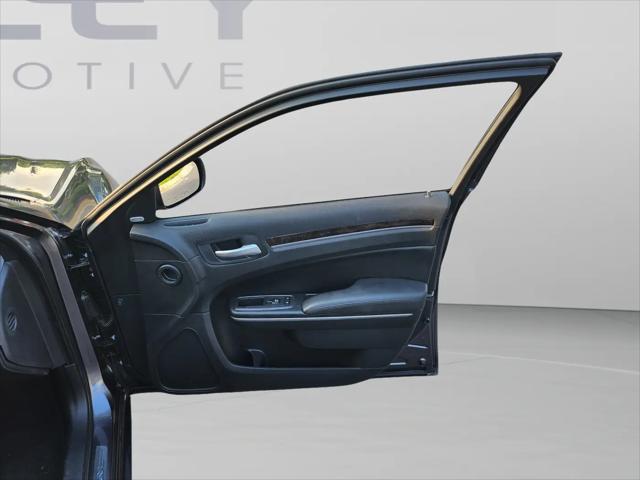 2013 Chrysler 300 C