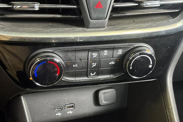 2024 Buick Encore GX Sport Touring FWD