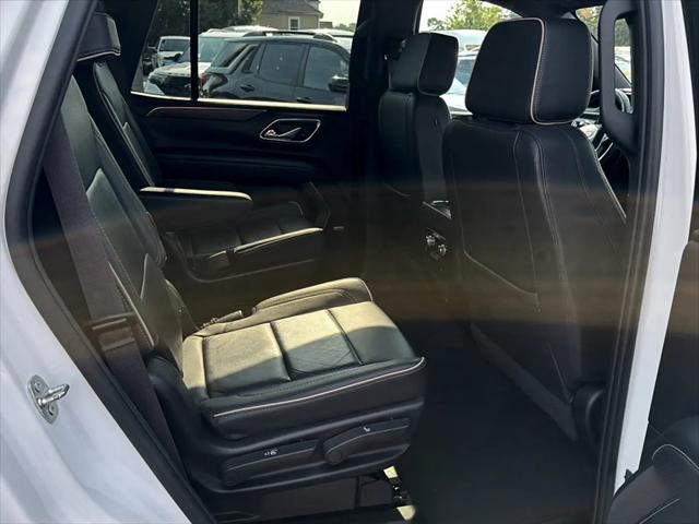2024 GMC Yukon 4WD SLT