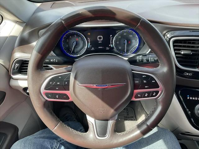 2017 Chrysler Pacifica Touring-L Plus
