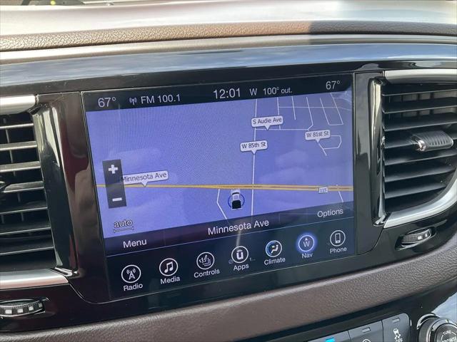 2017 Chrysler Pacifica Touring-L Plus