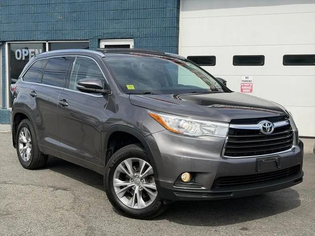 2015 Toyota Highlander XLE V6 for sale in Saugus, MA