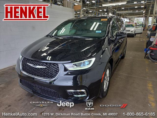 2026 Chrysler Pacifica Select for sale in Battle Creek, MI