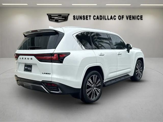 2025 Lexus LX Luxury