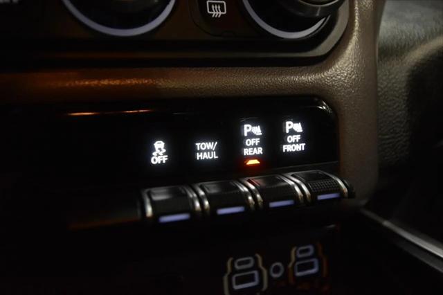 2020 Ram 1500 Big Horn Quad Cab 4x4 64 Box