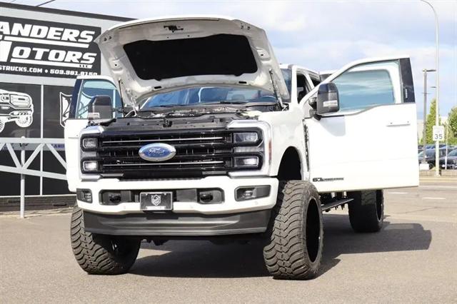 2026 Ford F-350 Platinum