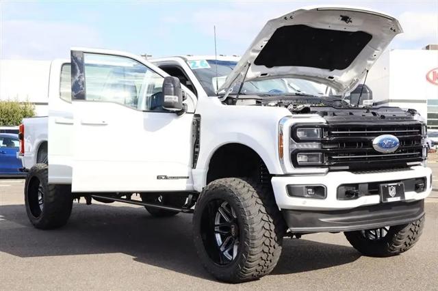 2026 Ford F-350 Platinum