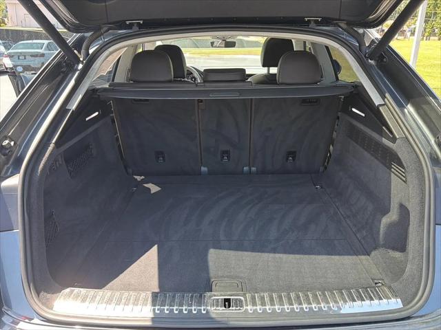 2019 Audi Q8 55 Premium