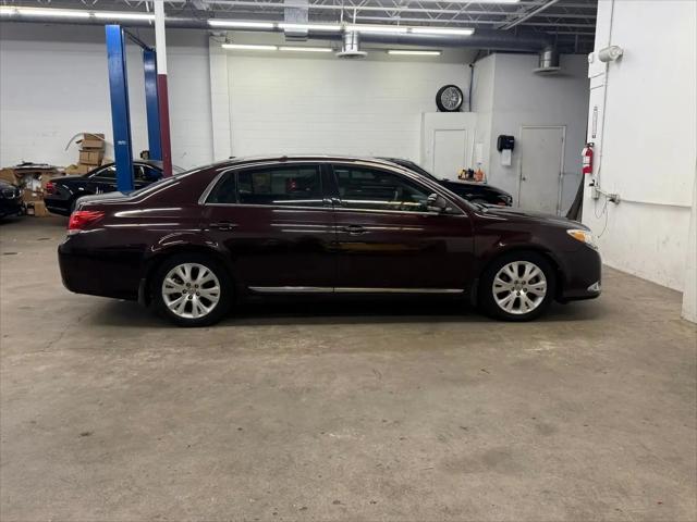 2012 Toyota Avalon Base