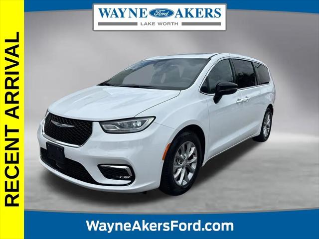 2026 Chrysler Pacifica Limited for sale in Lake Worth, FL