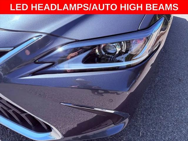 2025 Lexus ES 300h ES 300h