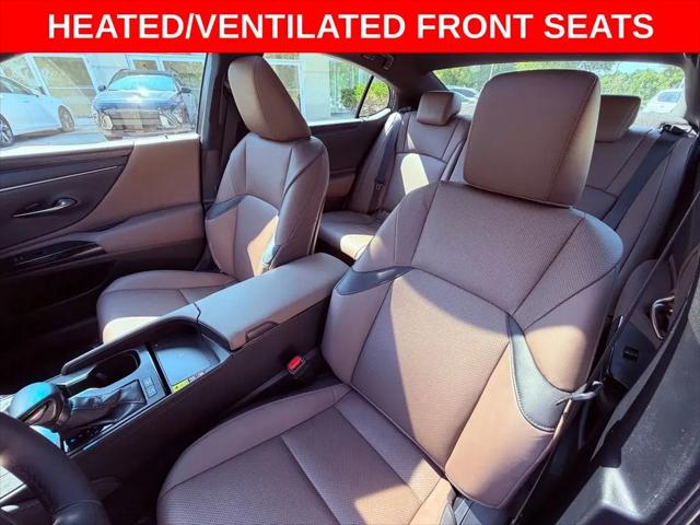 2025 Lexus ES 300h ES 300h