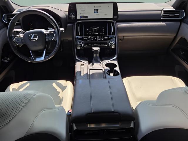 2023 Lexus LX Luxury