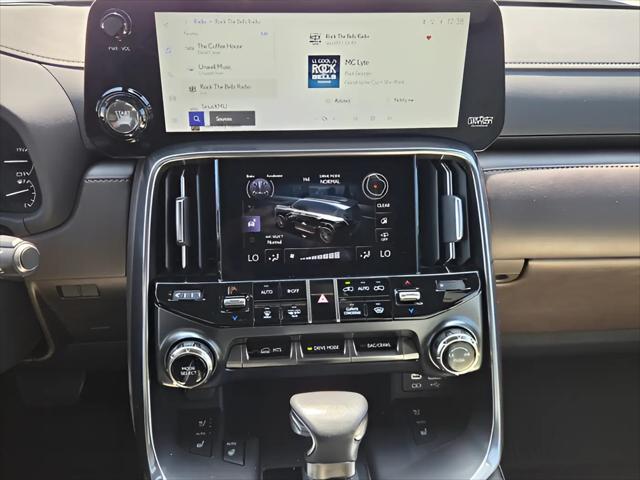 2023 Lexus LX Luxury