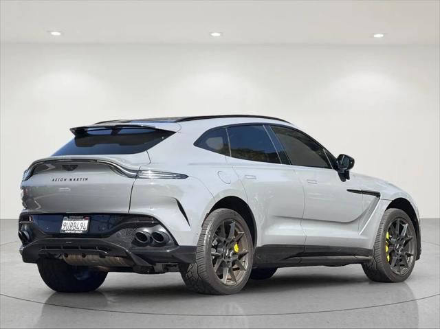 2023 Aston Martin DBX 707