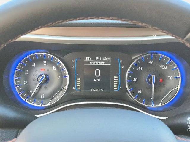 2017 Chrysler Pacifica Touring-L