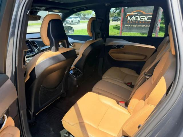 2017 Volvo XC90 T6 Momentum