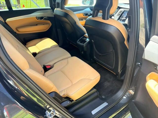2017 Volvo XC90 T6 Momentum