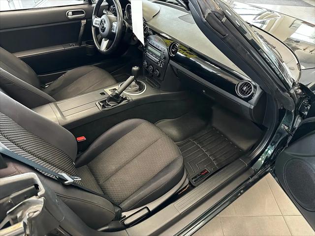 2007 Mazda MX-5 Sport