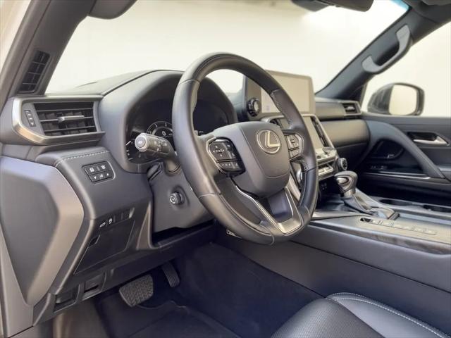 2024 Lexus LX Luxury
