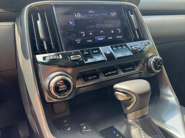 2024 Lexus LX Luxury