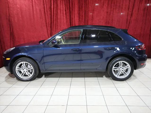 2017 Porsche Macan Macan