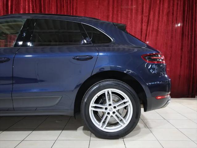 2017 Porsche Macan Macan