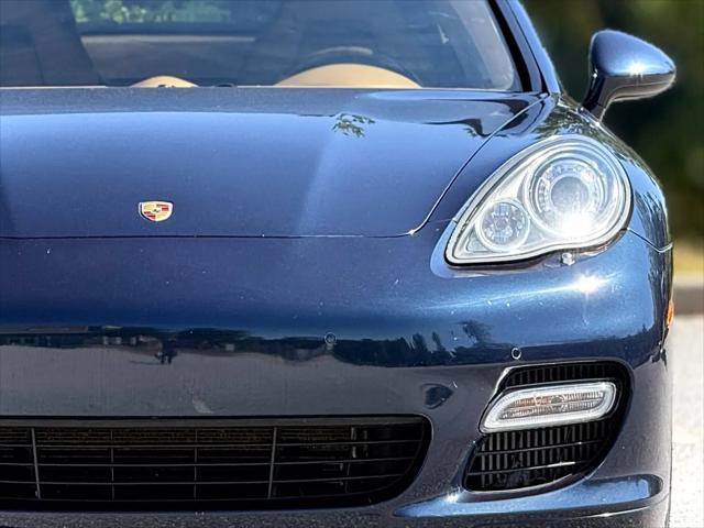 2012 Porsche Panamera Turbo
