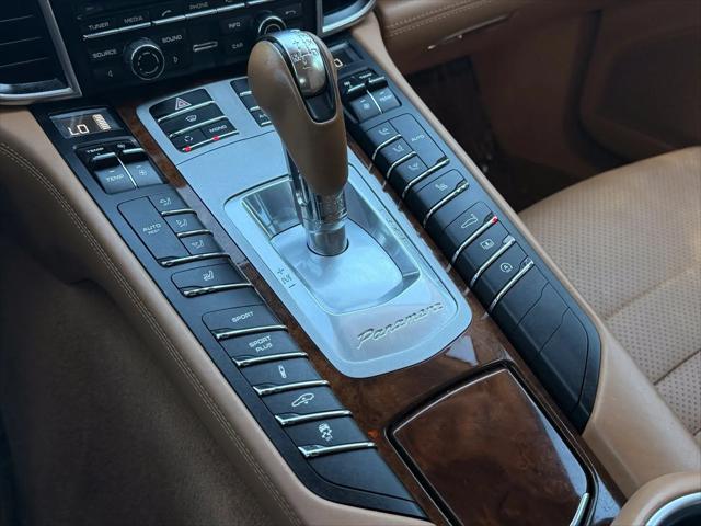 2012 Porsche Panamera Turbo