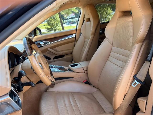 2012 Porsche Panamera Turbo