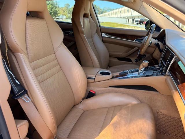 2012 Porsche Panamera Turbo