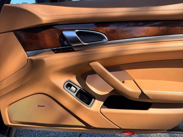 2012 Porsche Panamera Turbo
