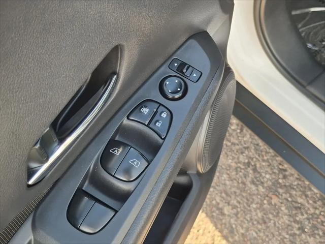 2021 Nissan Kicks SV Xtronic CVT